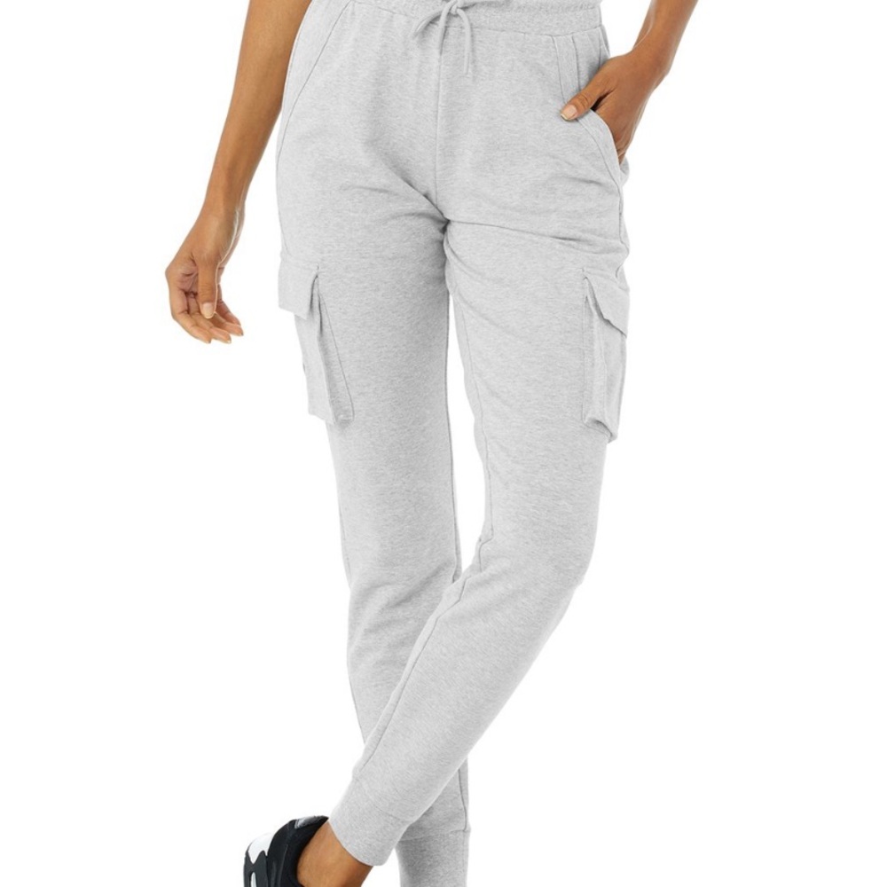 Alo Yoga Unwind Cargo Sweat NWT